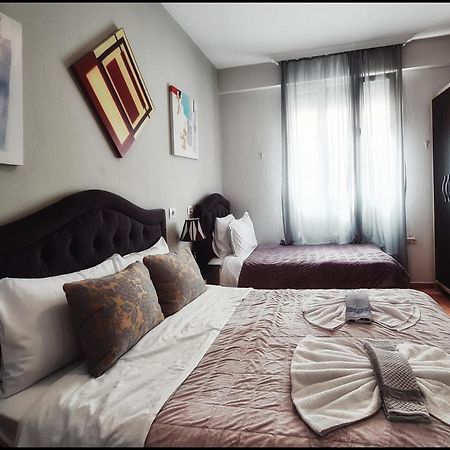 Guest House De Rada Tiranë Luaran gambar