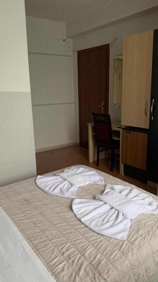 Guest House De Rada Tiranë Luaran gambar