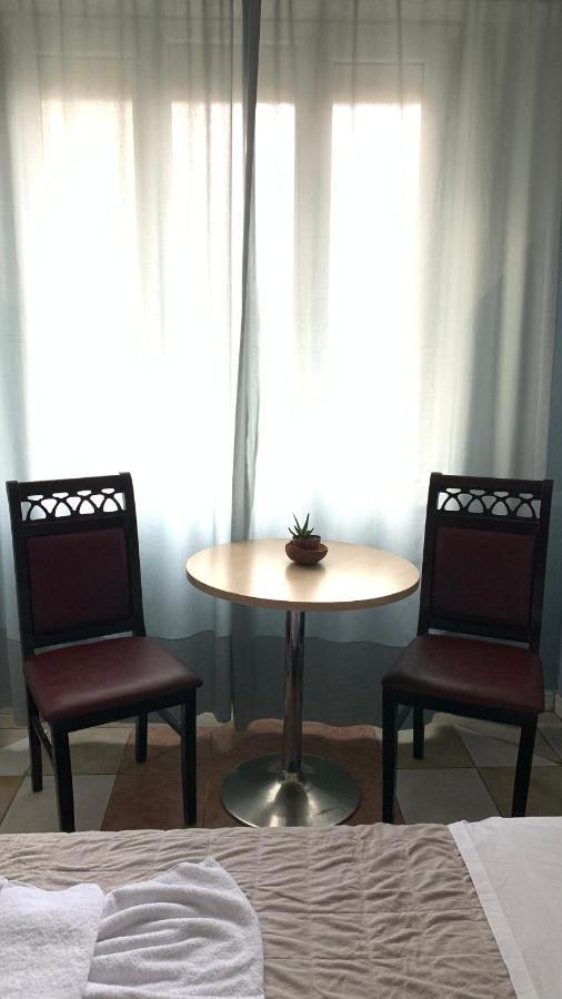 Guest House De Rada Tiranë Luaran gambar